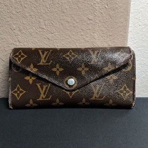 Louis Vuitton Monogram Wallet Authentic